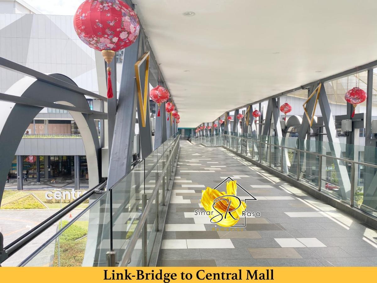 Sinar Rasa Homestay At I-Soho, I-City شاه علام المظهر الخارجي الصورة Link-Bridge to Central Mall