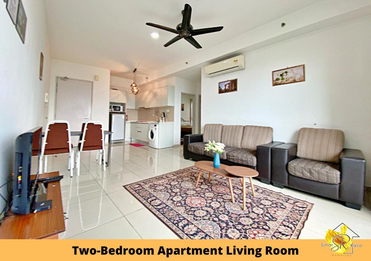 Sinar Rasa Homestay At I-Soho, I-City شاه علام المظهر الخارجي الصورة Living Room of a two-bedroom apartment
